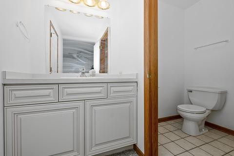6823 S Roberts Rd, Bridgeview, IL 60455 photo 13