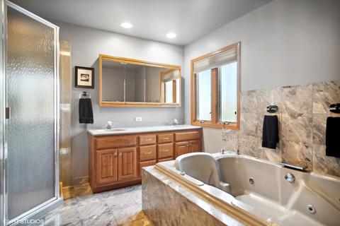 31 Willow Trl, Wheeling, IL 60090 photo 9