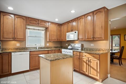 31 Willow Trl, Wheeling, IL 60090 photo 3