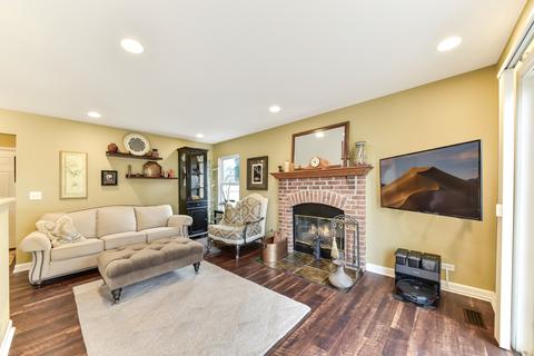 455 Hadley Ct, Bartlett, IL 60103 photo 6