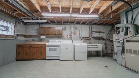 11645 S Ewing Ave, Chicago, IL 60617 photo 16