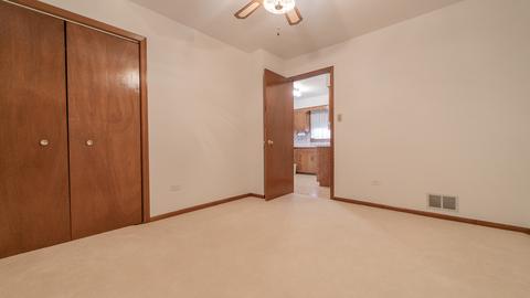 11645 S Ewing Ave, Chicago, IL 60617 photo 7