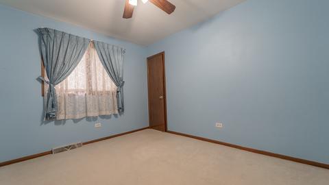 11645 S Ewing Ave, Chicago, IL 60617 photo 8