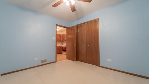 11645 S Ewing Ave, Chicago, IL 60617 photo 9