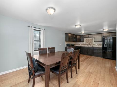 237 Simms St, Aurora, IL 60505 photo 7