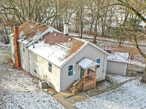 237 Simms St, Aurora, IL 60505 photo 4
