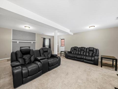237 Simms St, Aurora, IL 60505 photo 17