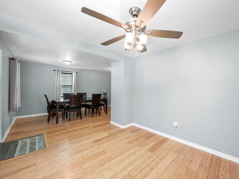 237 Simms St, Aurora, IL 60505 photo 6