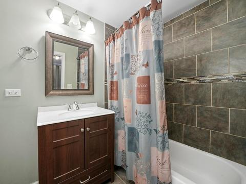 237 Simms St, Aurora, IL 60505 photo 13