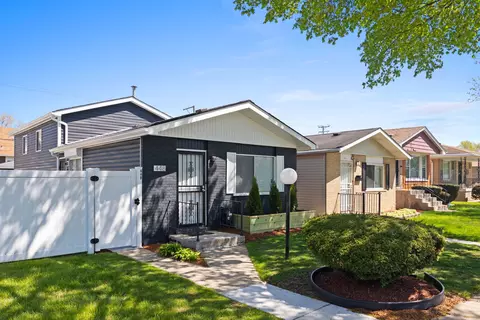 448 W 107th St, Chicago, IL 60628