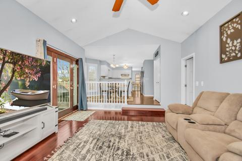 1310 Saddlebrook Rd, Bartlett, IL 60103 photo 12