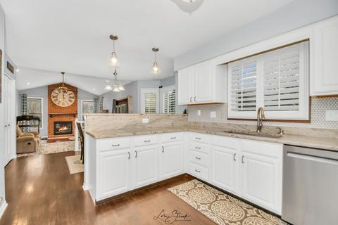 1310 Saddlebrook Rd, Bartlett, IL 60103 photo 7