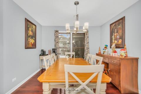 1310 Saddlebrook Rd, Bartlett, IL 60103 photo 6