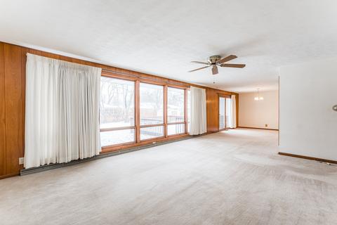 110 E Milner Ave, Dekalb, IL 60115 photo 4