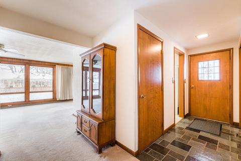 110 E Milner Ave, Dekalb, IL 60115 photo 3