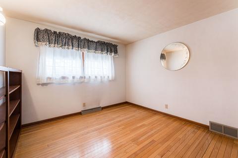 110 E Milner Ave, Dekalb, IL 60115 photo 13