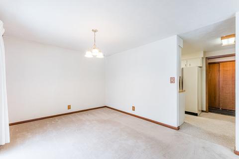 110 E Milner Ave, Dekalb, IL 60115 photo 9