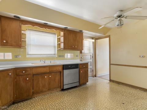 3349 W 85th St, Chicago, IL 60652 photo 8