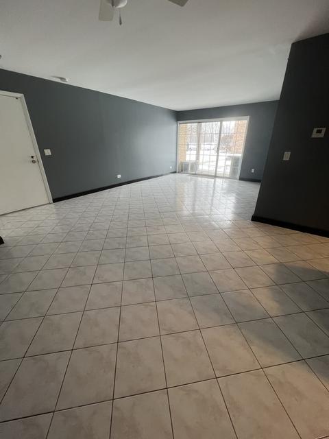 1111 Pleasant Run Dr #902, Wheeling, IL 60090 photo 1