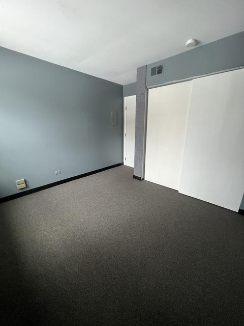 1111 Pleasant Run Dr #902, Wheeling, IL 60090 photo 6