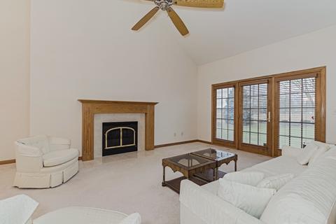 6 Alder Ct, Bloomington, IL 61704 photo 5