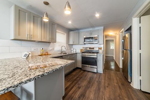 3011 E 80th Pl, Chicago, IL 60617 photo 6