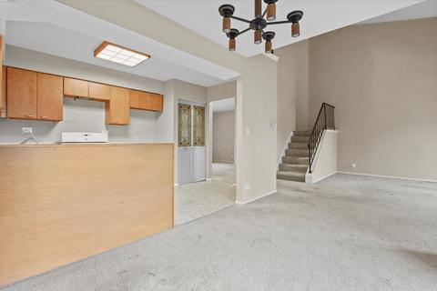 407 Hickory Dr, Wheeling, IL 60090 photo 9