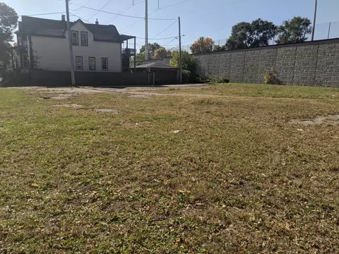 103 W Garfield Blvd, Chicago, IL 60621