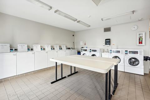 100 E Bellevue Pl #29F, Chicago, IL 60611 photo 15