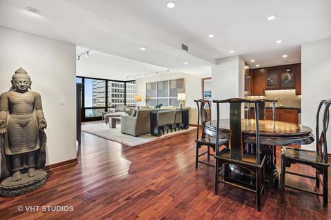 100 E Bellevue Pl #29F, Chicago, IL 60611 photo 3