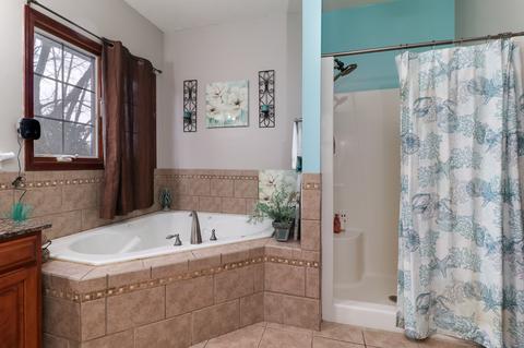 938 Kickapoo Dr, Danvers, IL 61732 photo 25