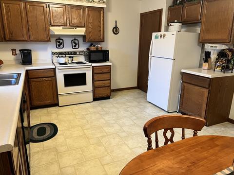 1709 Rockingham Dr #A, Normal, IL 61761 photo 22