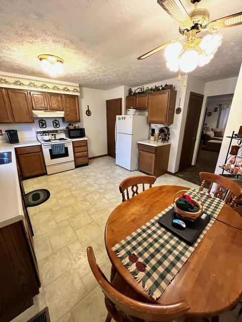 1709 Rockingham Dr #A, Normal, IL 61761 photo 6
