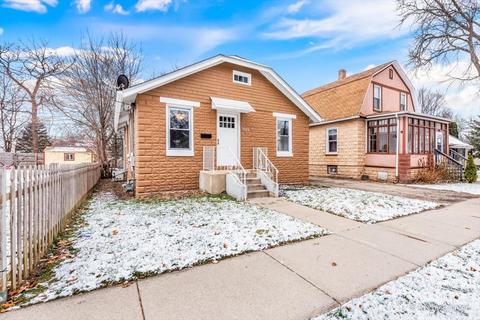 926 Saint John St, Elgin, IL 60120 photo 17