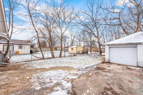 926 Saint John St, Elgin, IL 60120 photo 18