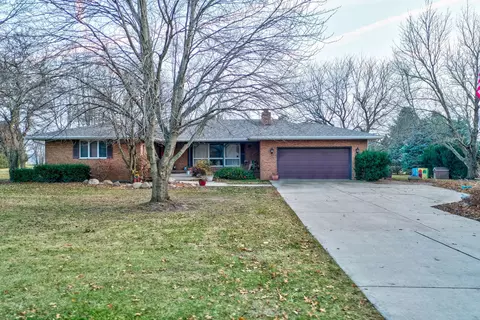 1356 E 1569th Rd, Streator, IL 61364