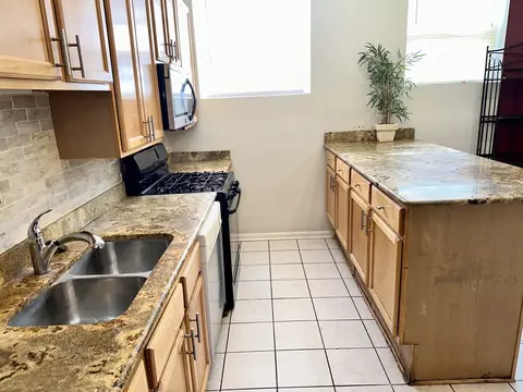 1430 E 69th St #1S, Chicago, IL 60637 photo 8