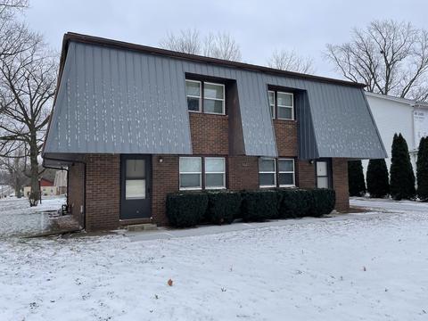 902 Railroad Ave, Normal, IL 61761 photo 1