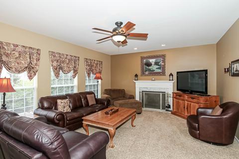 219 Edgewater Dr, Bartlett, IL 60103 photo 13