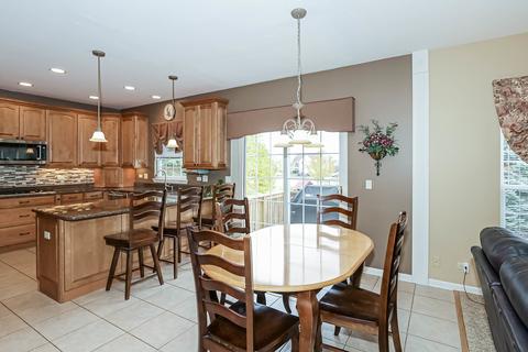 219 Edgewater Dr, Bartlett, IL 60103 photo 11