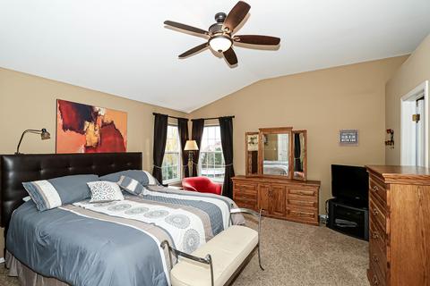 219 Edgewater Dr, Bartlett, IL 60103 photo 20