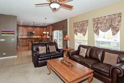 219 Edgewater Dr, Bartlett, IL 60103 photo 15
