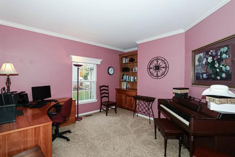 219 Edgewater Dr, Bartlett, IL 60103 photo 16