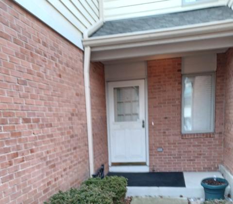 2078 Hallmark Ct, Wheaton, IL 60187 photo 4