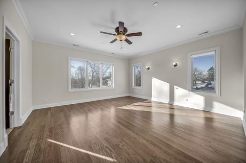2555 Suffield St, Des Plaines, IL 60016 photo 12