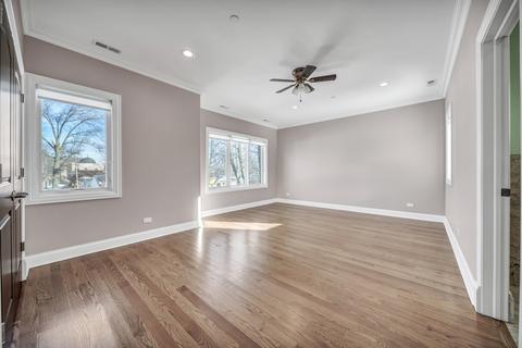 2555 Suffield St, Des Plaines, IL 60016 photo 15