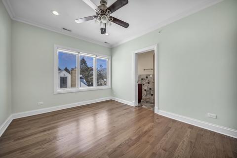 2555 Suffield St, Des Plaines, IL 60016 photo 9