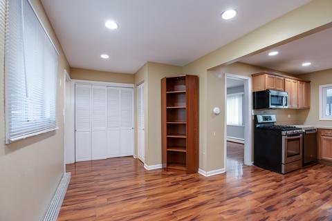 806 Evergreen St, Wheaton, IL 60187 photo 8