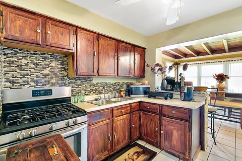 2044 S 13th Ave, Broadview, IL 60155 photo 7