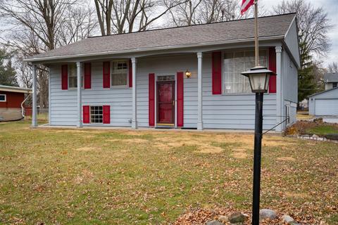 11 Linda Ln, Normal, IL 61761 photo 1